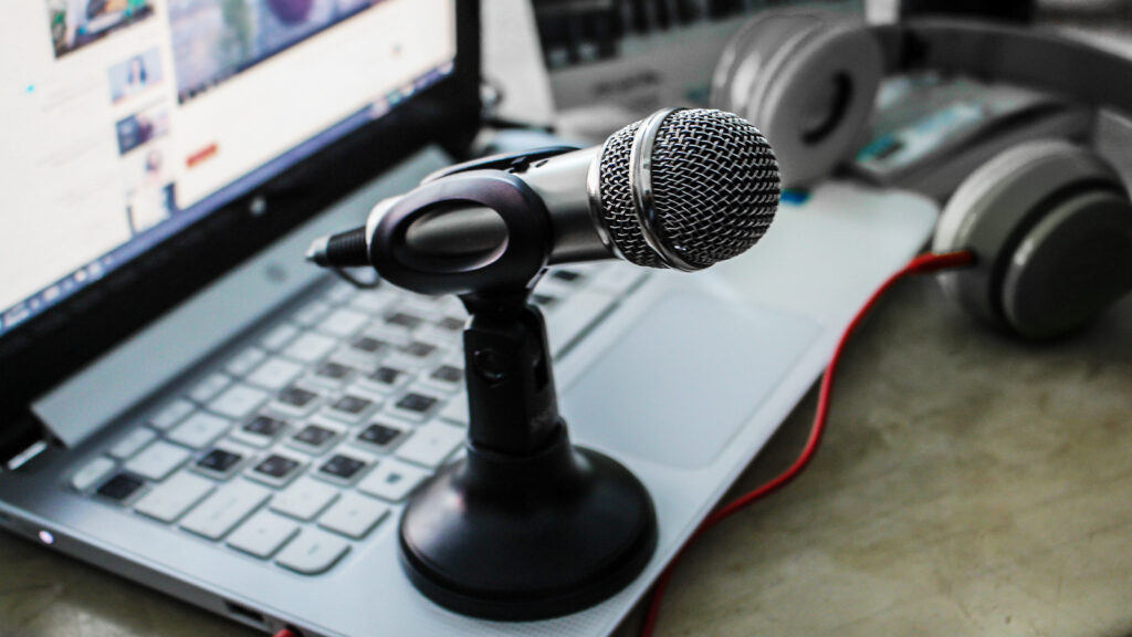 6 Reasons to Add a Podcast to Your Content Marketing Strategy